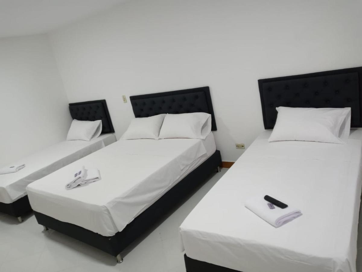 Hotel Picasso 70 Medellin Exterior photo