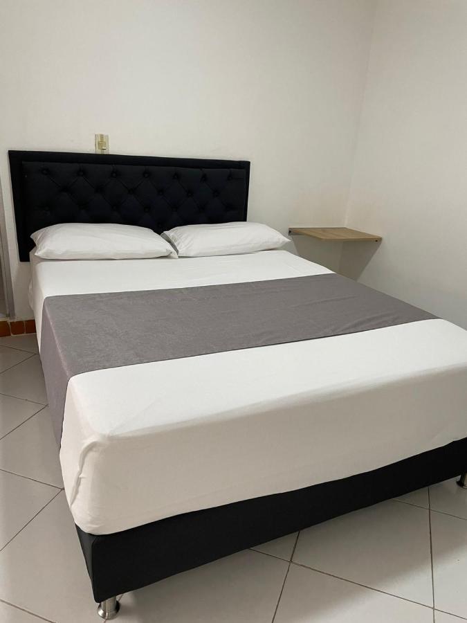 Hotel Picasso 70 Medellin Exterior photo